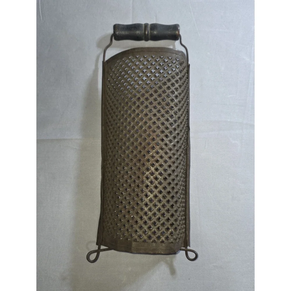 Vintage Metal Hand Grater Wood Handle Primitive Farmhouse Kitchen Rustic Decor